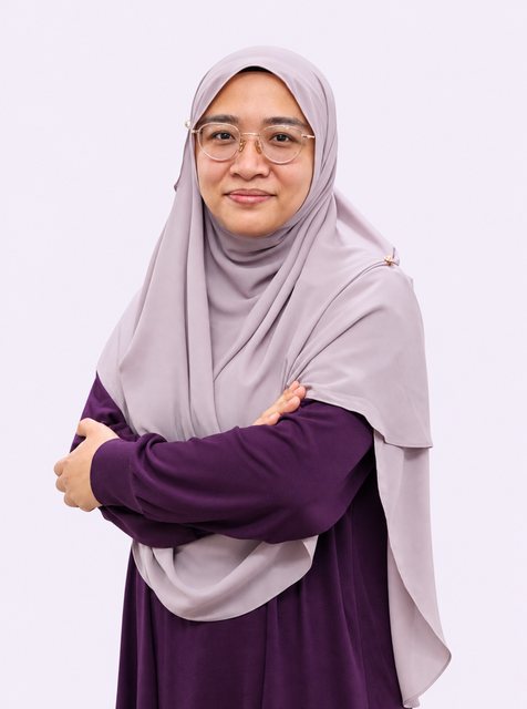 Dr Liyana, clinical director at Dental Suite