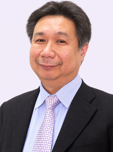 Dr Ruslan, consultant orthodontist at Dental Suite