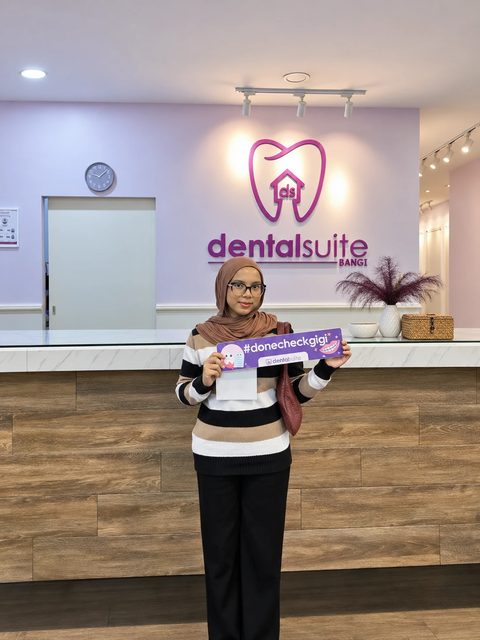 A patient at Dental Suite Bangi after their visit