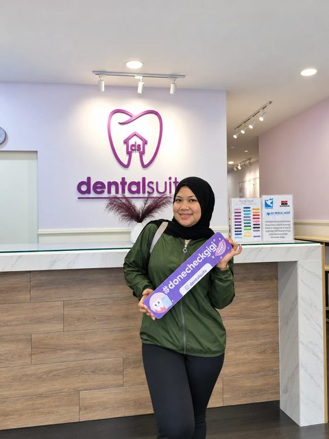 A patient at Dental Suite Bangi after their visit