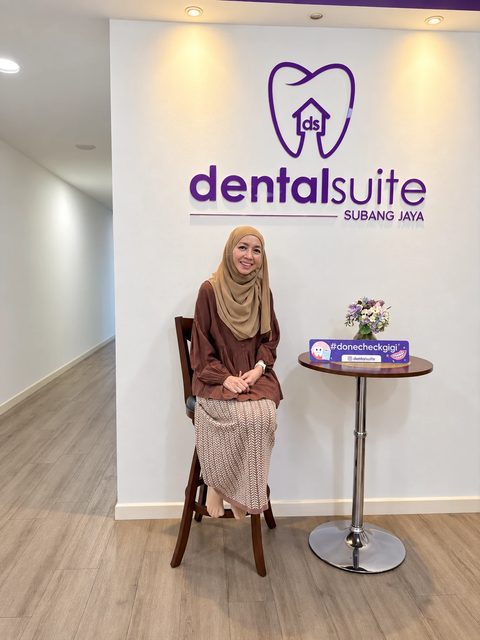 A patient at Dental Suite USJ after their visit